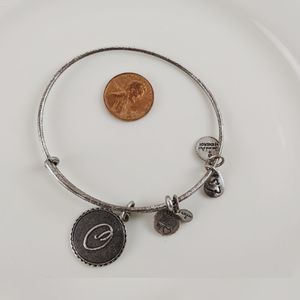🖤3 for 25🖤Alex and Ani Silver Initial O Bracelet